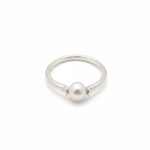 Bague Perle blanche tige